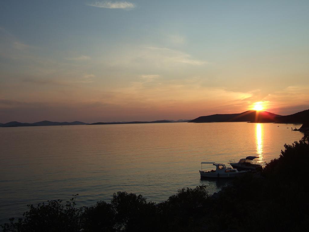 Holiday Home Pure Nature Tkon Quarto foto